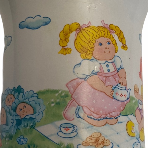 Vintage 1984 Cabbage Patch Collector ceramic mug - Picture 3 of 5